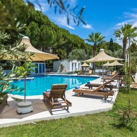 Adella Garden Marina Kuşadası