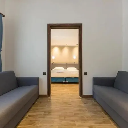 Adella Garden Marina Otel 3*