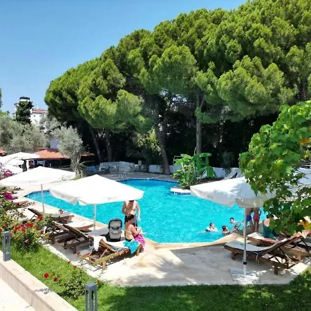 Adella Garden Marina 3* Kuşadası