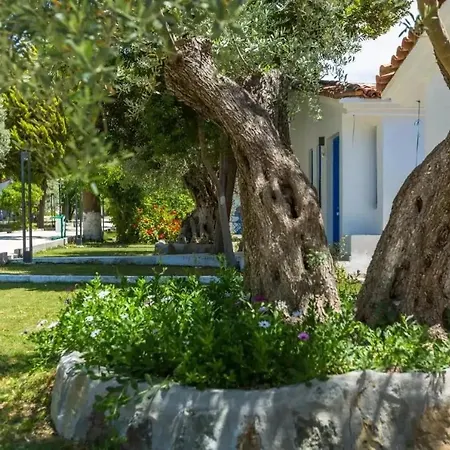 Adella Garden Marina Otel Kuşadası